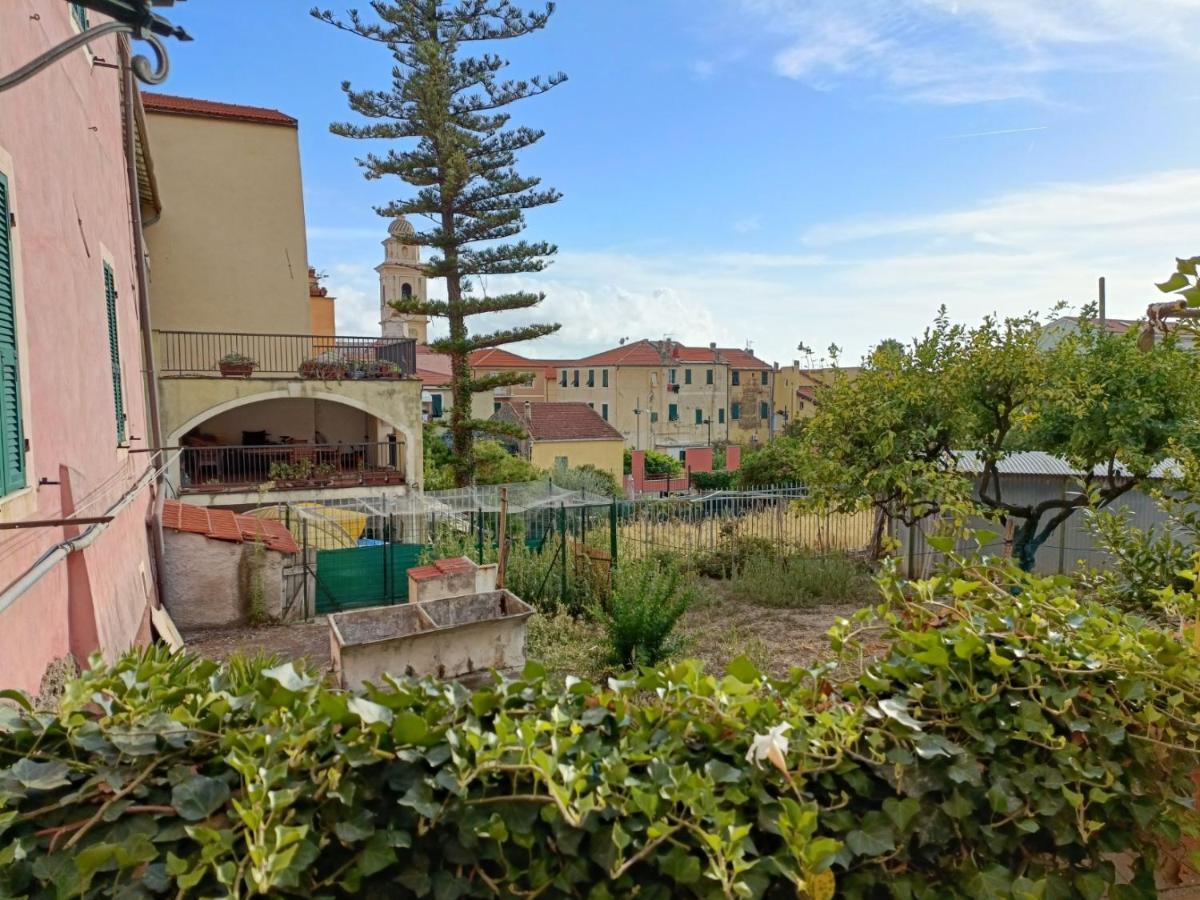 Villa Casa Ribes Santo Stefano al Mare Exterior foto